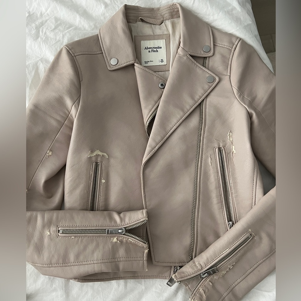 Vegan leather Abercrombie moto jacket